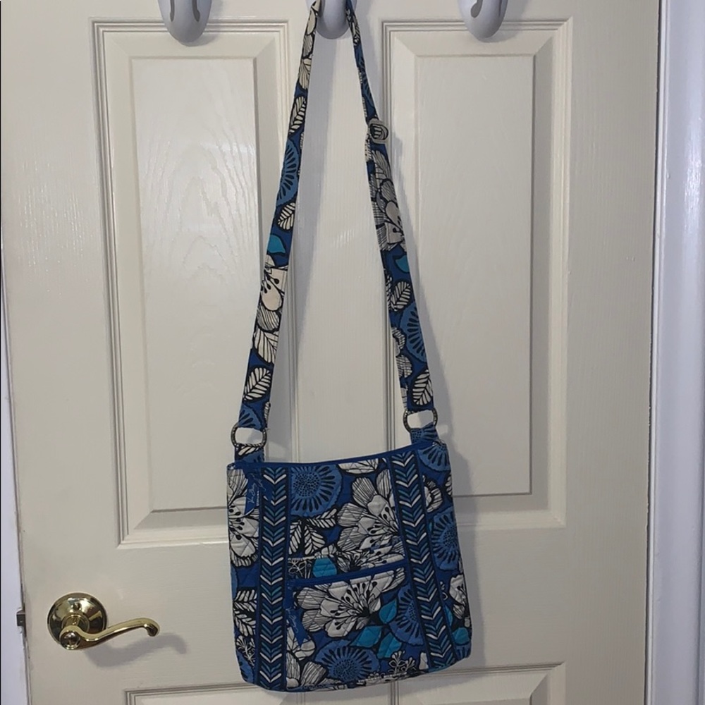 Blue Bayou Vera Bradley Crossbody Bag - Picture 2 of 5